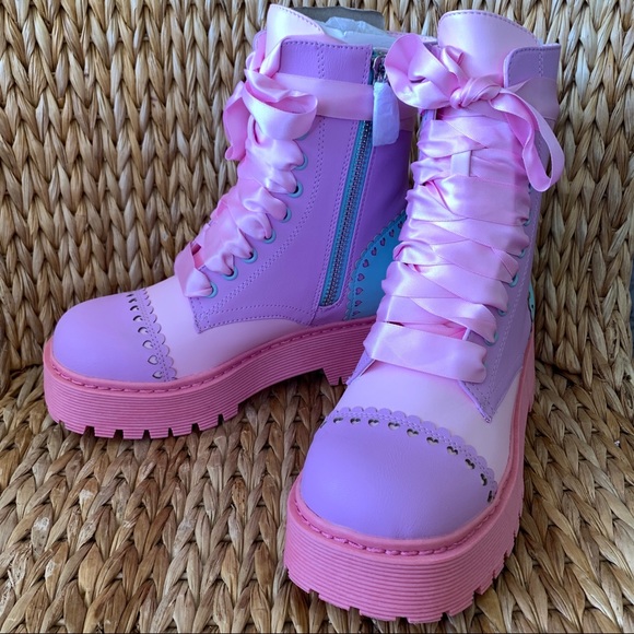 New Sugar Thrillz Bubblegum Party combat Boots - Picture 5 of 12